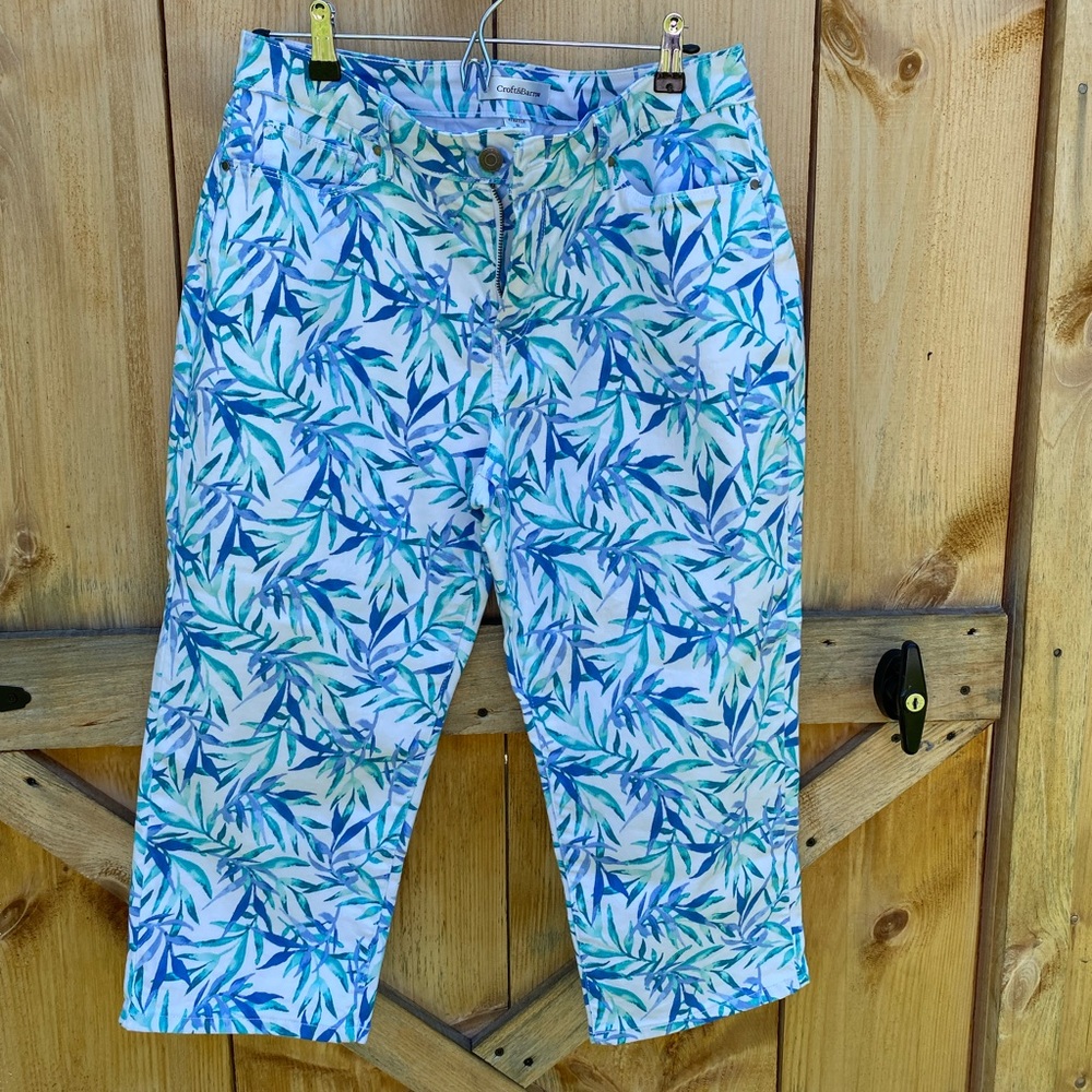 Capris